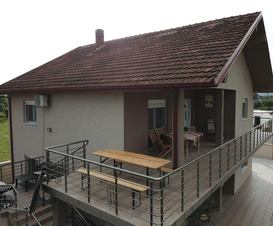 Eko Apartmani Krackovic Golubovci Zewnętrze zdjęcie