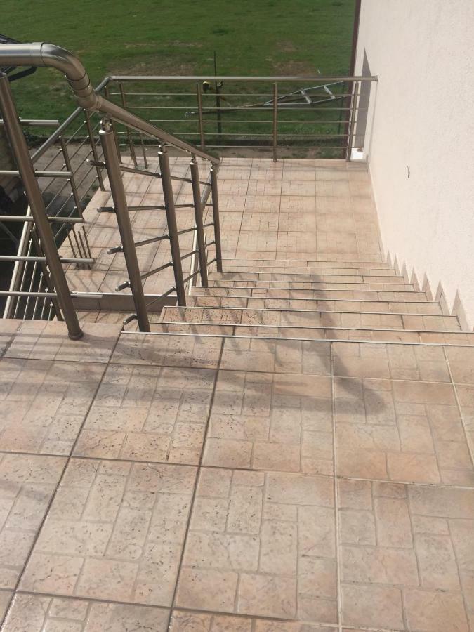 Eko Apartmani Krackovic Golubovci Zewnętrze zdjęcie
