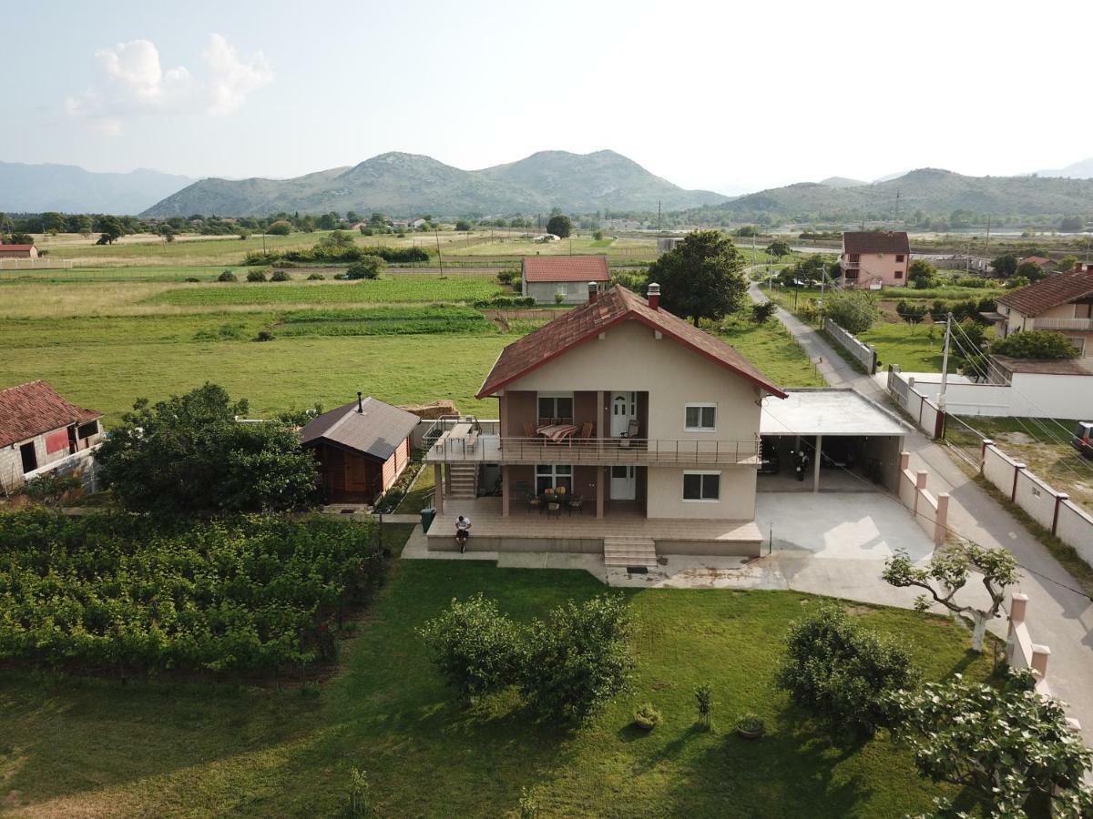 Eko Apartmani Krackovic Golubovci Zewnętrze zdjęcie