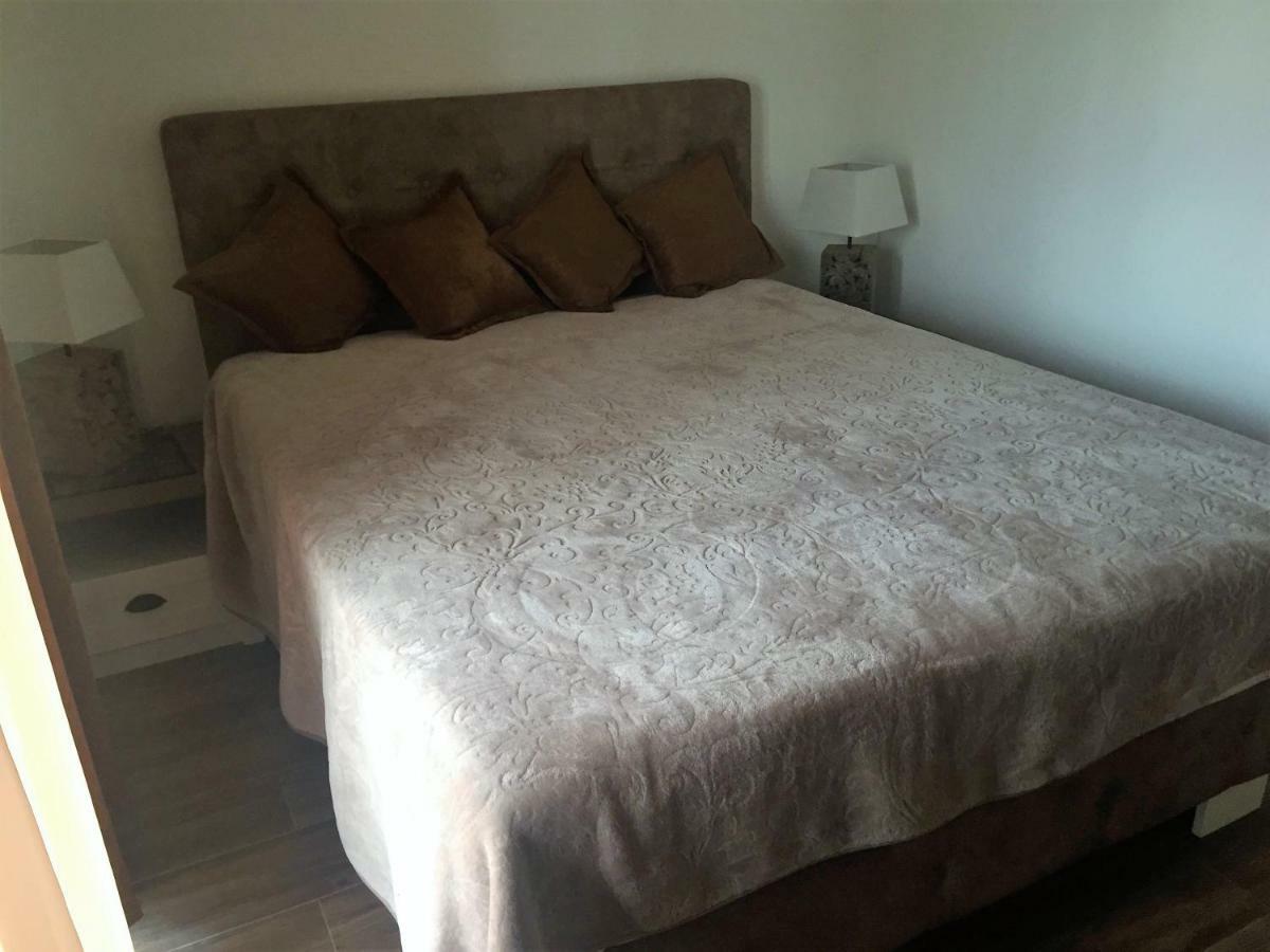 Eko Apartmani Krackovic Golubovci Zewnętrze zdjęcie